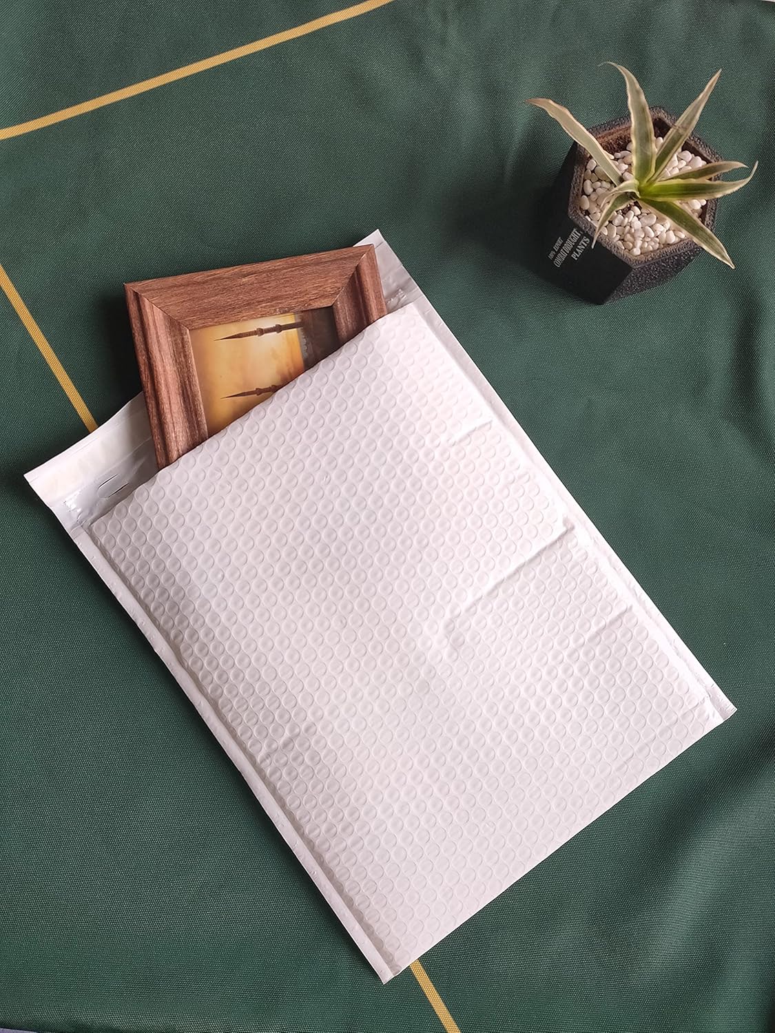 25pcs 10x13 Inch Poly Bubble Mailers Padded Envelopes Bubble Lined Poly Mailer Self SeaL Bubble Envelopes Bags(White)for Shipping, Mailing, Packing