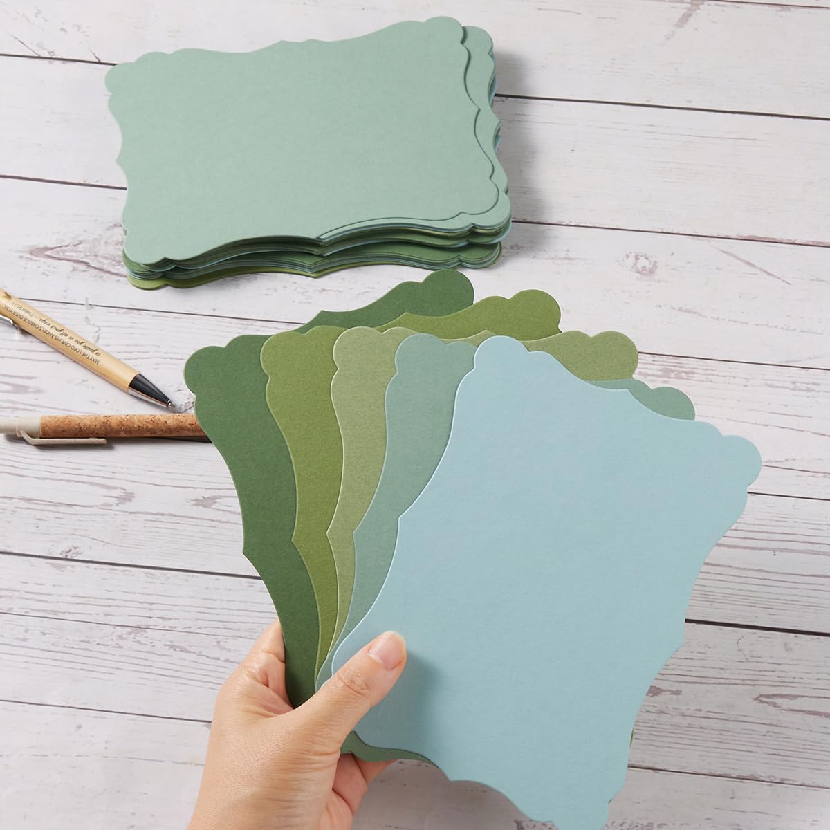 50 Pack Blank Kraft Cards Cardstock Thick Paper Brown Greeting Cards for DIY Gift Card Menus, Baby Shower and Wedding Invitations (Green, 5 Colors, 4x6IN)