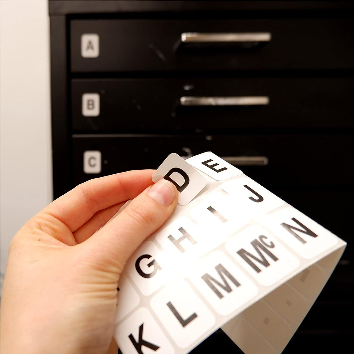 ChromaLabel 1 x 3/4 inch Alphabet Stickers, 10 Sheets/Pack (Red)