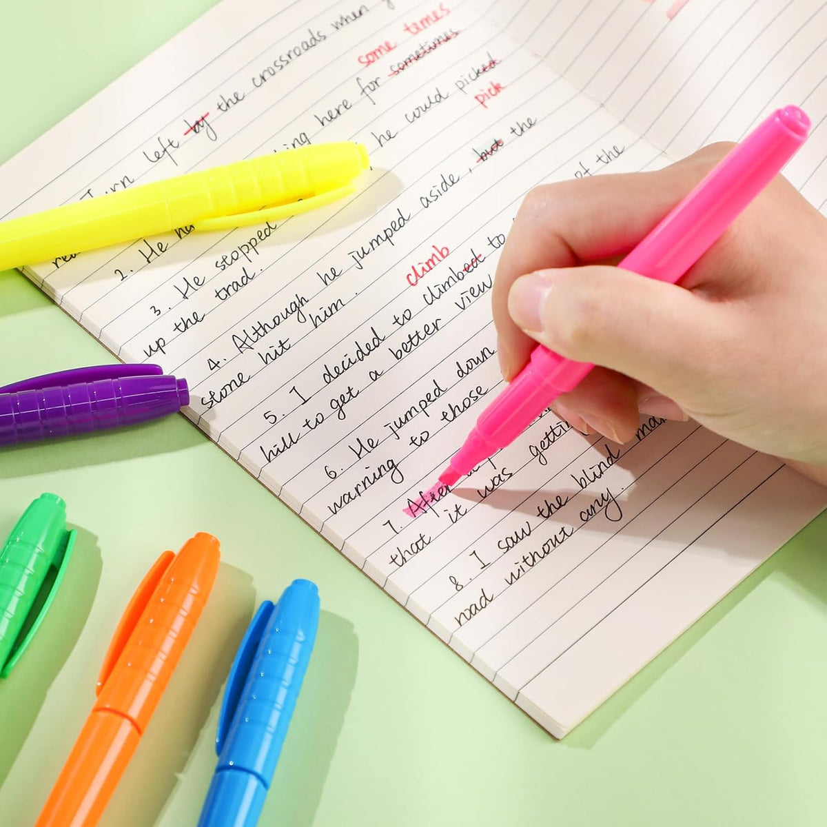 Seajan 300 Bulk Pack Highlighter Markers Chisel Tip Highlighter Pens Bright Colors Quick Drying Markers for Adults Highlighting in the Home Office(Multi Colors)