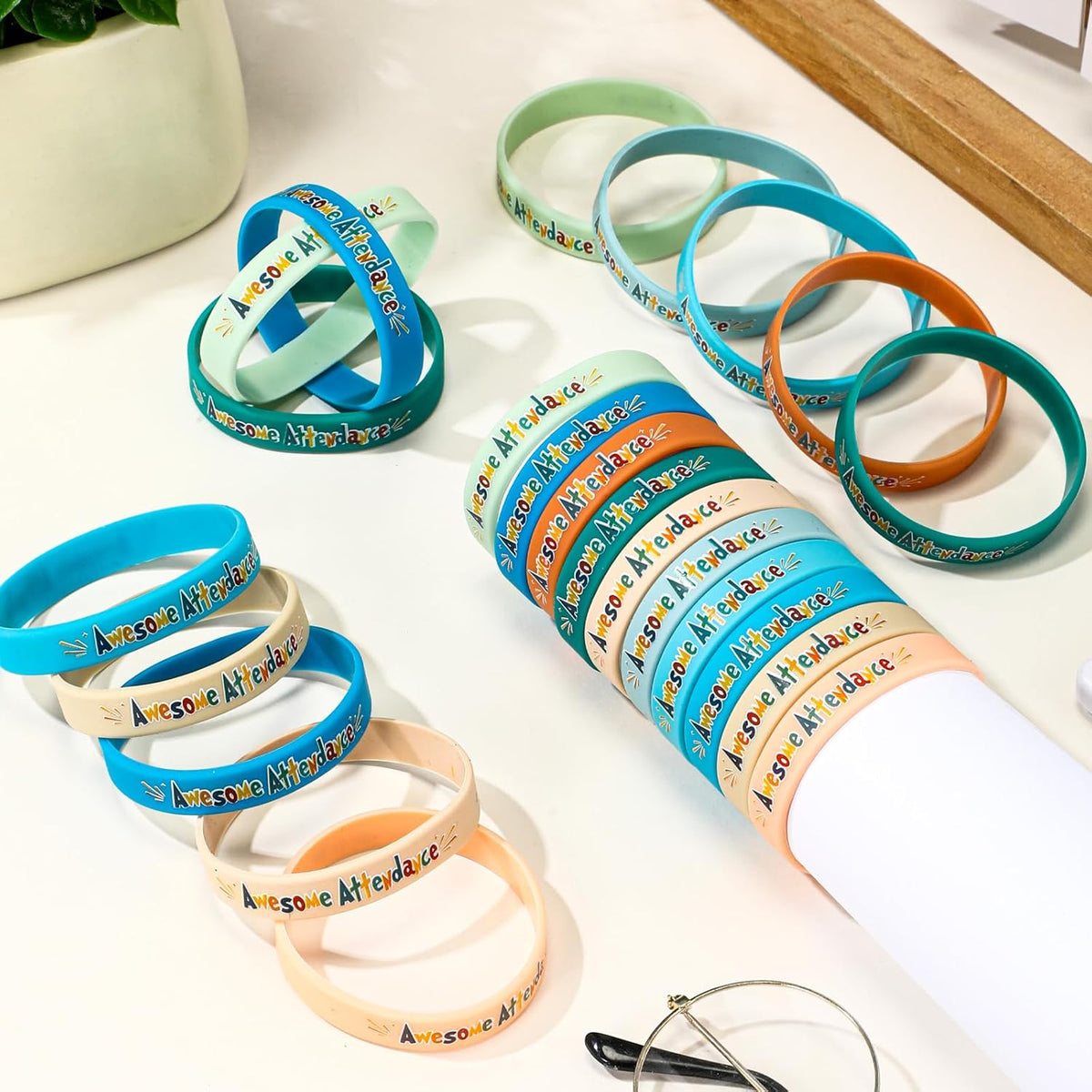 100 Pcs Awesome Attendance Wristbands for Students, Perfect Attendance Awards for Classroom Prizes, Unisex Stretch Silicone Motivational Wristbands for Student from Teacher Classroom Prizes