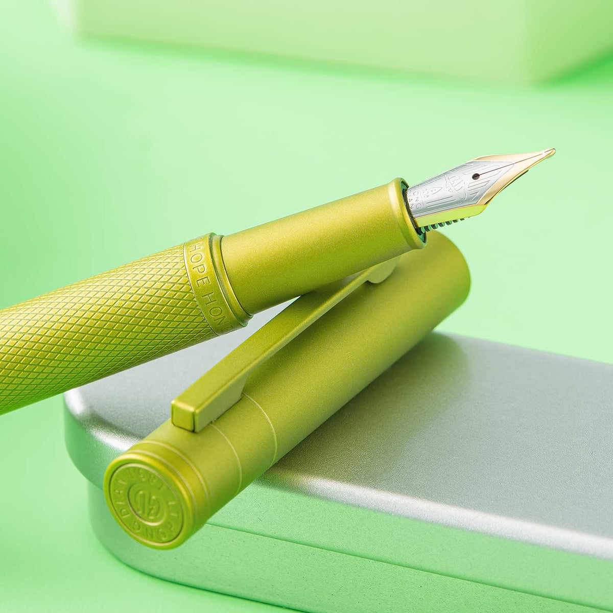 Hongdian 1851 Mustard Yellow Forest Fountain Pen Blade Nib Classic Design Calligraphy Pen with Converter and Metal Pen Case Set