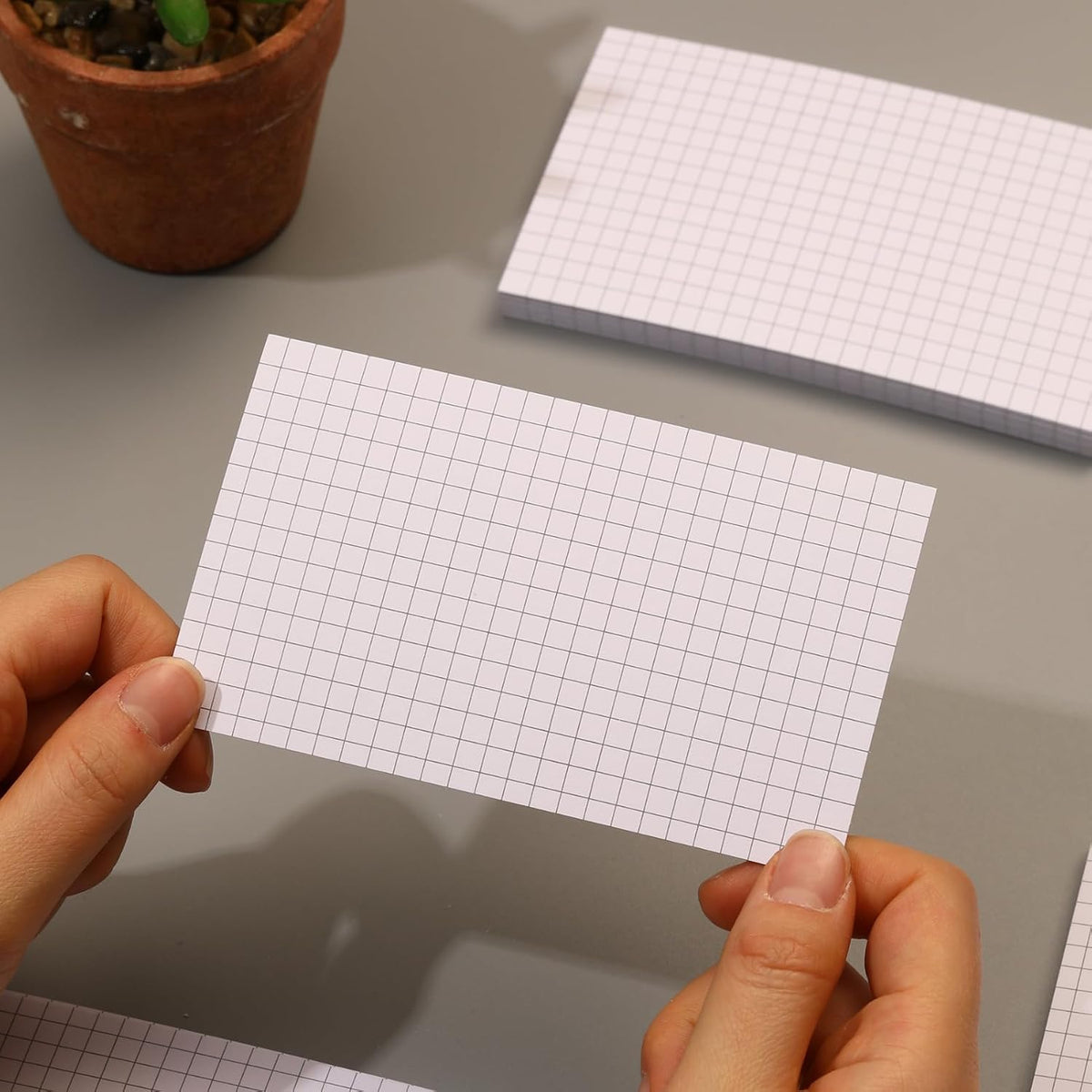 Extra Heavyweight Grid Index Cards 3x5 Inch 92lb Weight Double Sided Graph Ruled Notecards Thick Flash Cards for Note-Taking, Studying, and Organization, Ideal for School, Home and Office - 300 Count