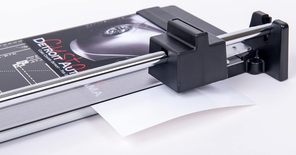Dahle Vantage 50 Rotary Trimmer, 12" Cut Length, 5 Sheet Capacity, Self-Sharpening, Automatic Clamp, German Engineered Paper Cutter