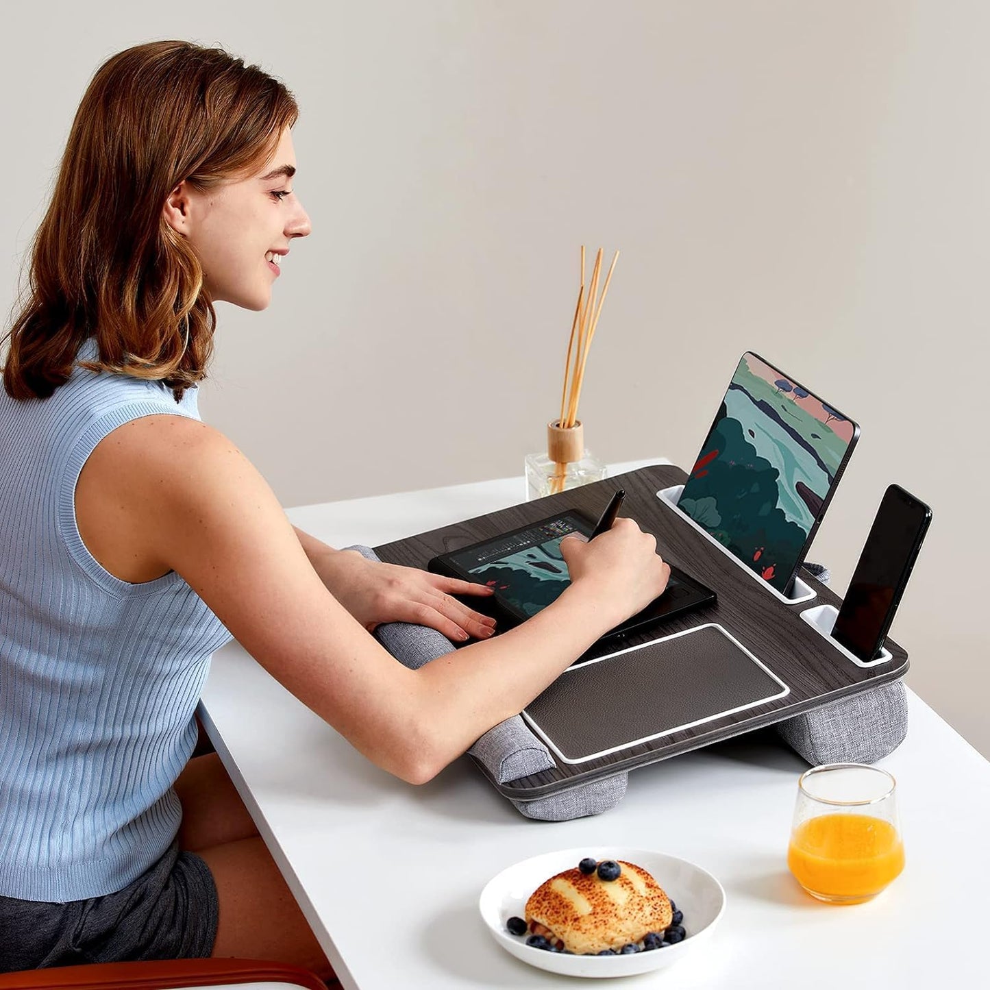 HUANUO Lap Desk - Fits up to 17 inches Laptop Desk, Built in Wrist Pad for Notebook, MacBook, Tablet, Lap Laptop Desk with Tablet, Pen & Phone Holder (Black Woodgrain)