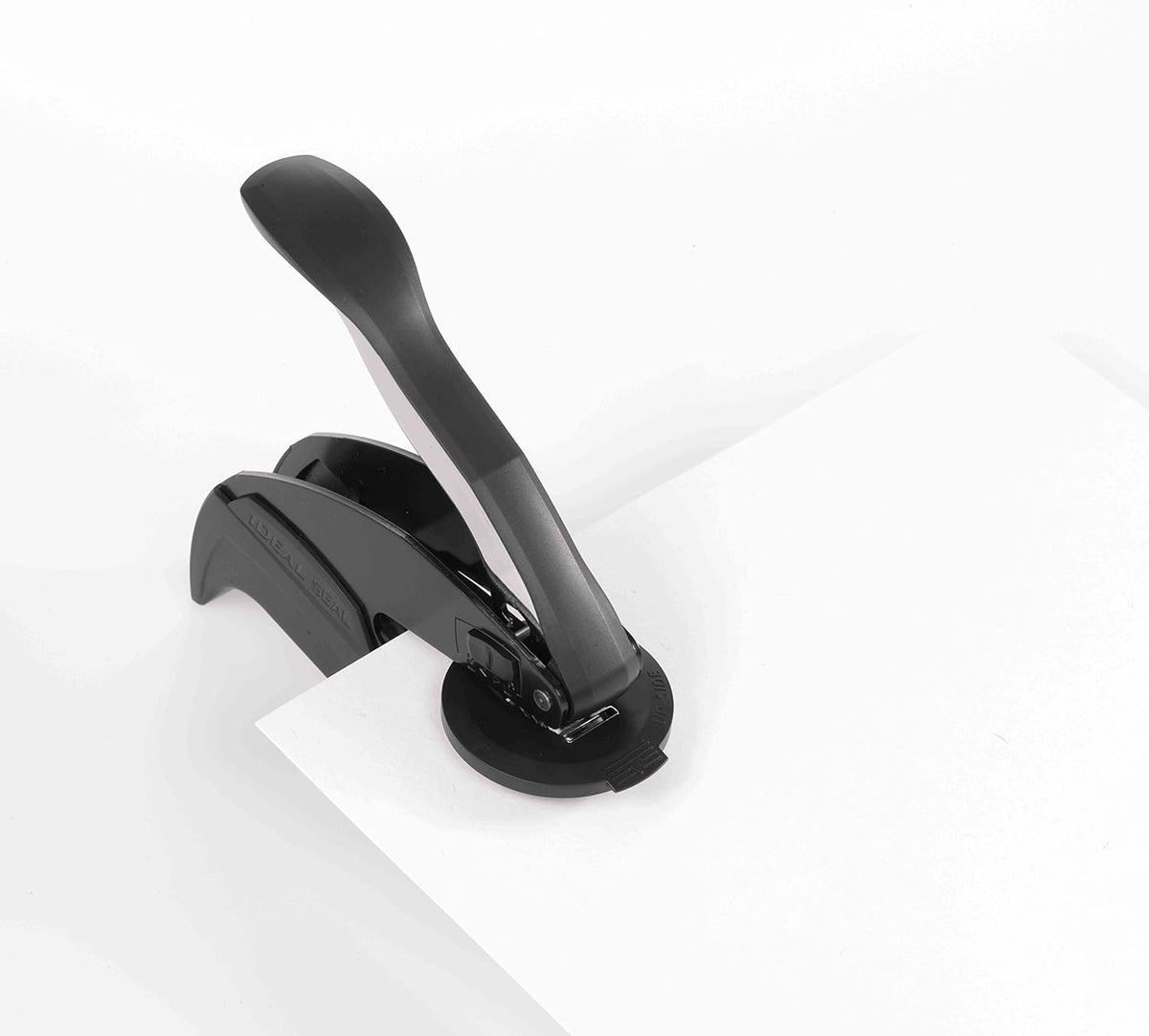 MaxMark Notary Seal Round Embosser for Utah State - Includes Gold Burst Seal Labels (42 Count)