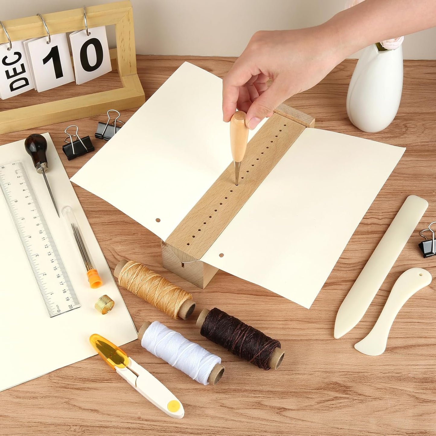 21pcs Book Binding Kits,Bamboo Book Binding Cradle,Book Press with Book Making Tools for Bookbinding Hole Punching, Portable Bookbinding Supplies for Bookbinding Crafts and Sewing