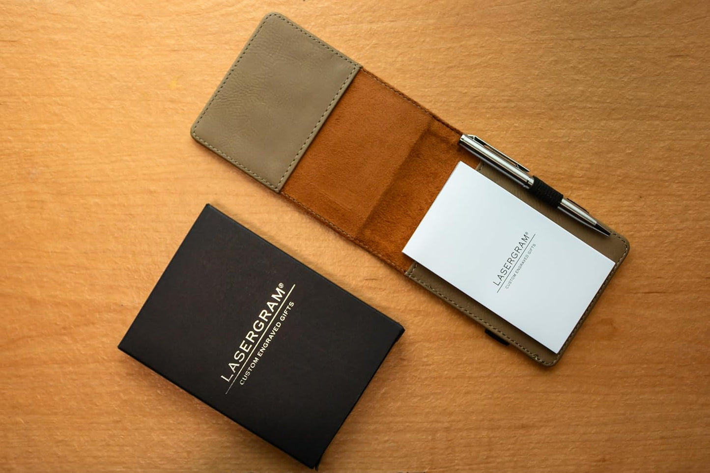 LaserGram Mini Padfolio with Notepad and Pen, Flag of The United States, Personalized Engraving Included (Light Brown)