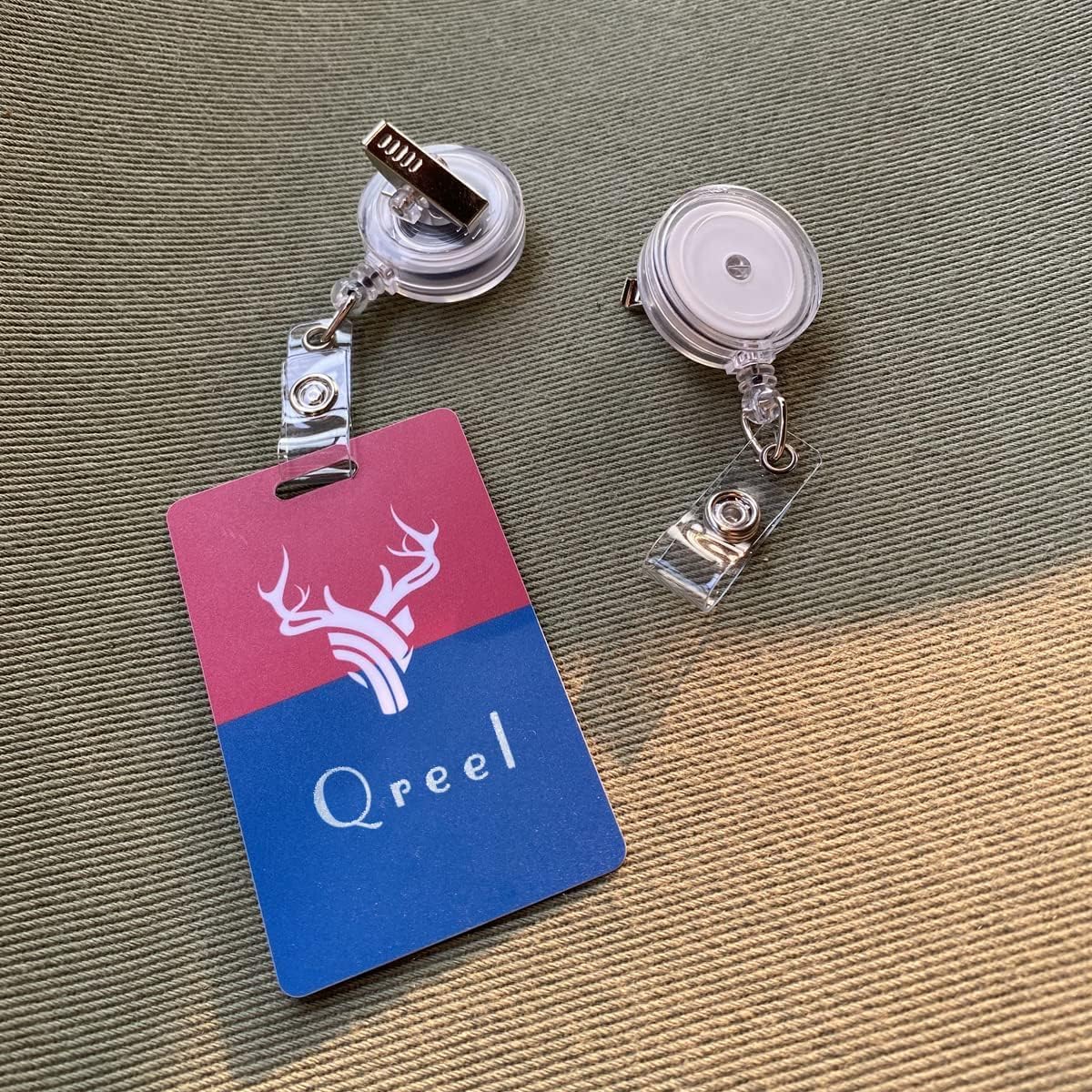 QREEL - 25 Pack - Retractable ID Name Badge Holder Reels with Swivel Alligator Clip (Translucent Clear)